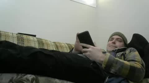 Snapshot of derf007 chatting on 01/24/25, 01:03 derf007 online show from 01/24/25, 01:03