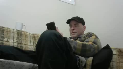 Snapshot of derf007 chatting on 02/22/25, 03:25 derf007 online show from 02/22/25, 03:25
