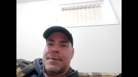 Snapshot of derf007 chatting on 02/24/25, 02:26 derf007 online show from 02/24/25, 02:26