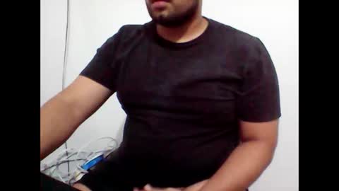 Snapshot of derick_0013 chatting on 04/29/26, 09:54 derick_0013 online show from 04/29/26, 09:54