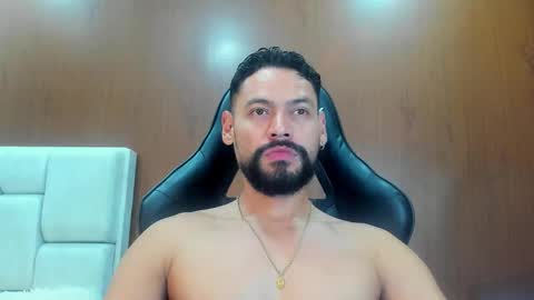 DerryBigger CM online show from 09/23/25, 07:17