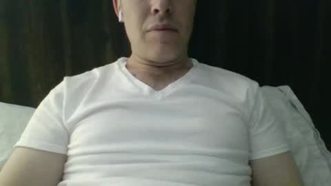 Snapshot of desanctimonious chatting on 01/08/26, 04:37 desanctimonious online show from 01/08/26, 04:37
