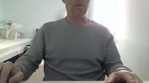 Snapshot of desanctimonious chatting on 02/05/26, 07:51 desanctimonious online show from 02/05/26, 07:51
