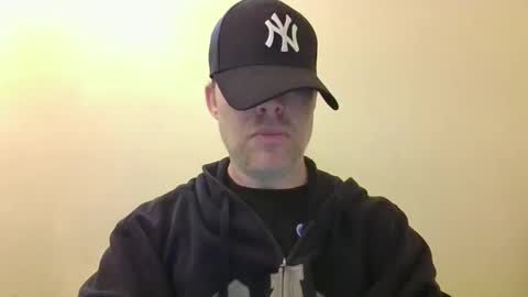 Snapshot of desanctimonious chatting on 05/15/26, 05:53 desanctimonious online show from 05/15/26, 05:53