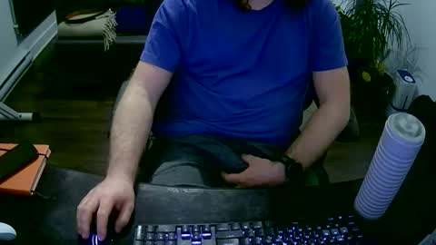 desdisdes online show from 04/29/26, 03:54