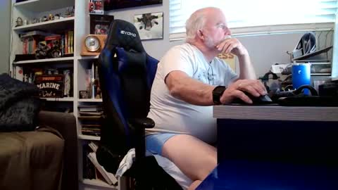 Snapshot of desertknight56 chatting on 02/16/25, 05:26 D K online show from 02/16/25, 05:26