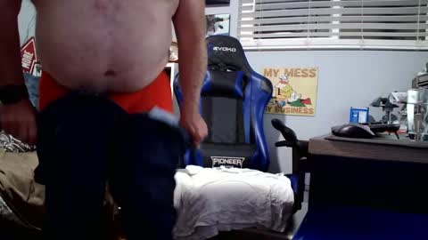 Snapshot of desertknight56 chatting on 10/09/25, 01:47 D K online show from 10/09/25, 01:47