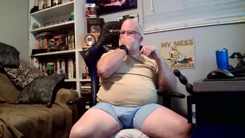 Snapshot of desertknight56 chatting on 02/23/26, 01:25 D K online show from 02/23/26, 01:25