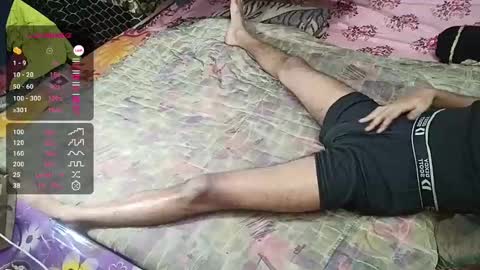 Snapshot of desi_boy799417 chatting on 03/02/25, 04:17 desi_boy799417 online show from 03/02/25, 04:17