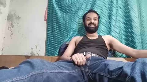 Snapshot of desi_boy799417 chatting on 03/05/25, 02:45 desi_boy799417 online show from 03/05/25, 02:45