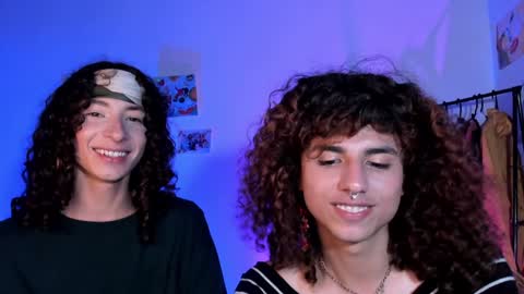 Snapshot of desidias chatting on 01/12/25, 03:07 Desidias online show from 01/12/25, 03:07