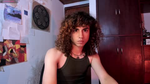 Snapshot of desidias chatting on 02/05/25, 02:19 Desidias online show from 02/05/25, 02:19