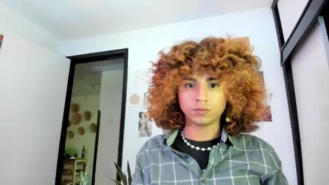 Snapshot of desidias chatting on 02/03/26, 01:37 Desidias online show from 02/03/26, 01:37