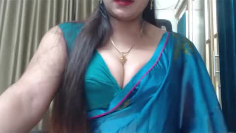 Maisa online show from 12/19/24, 04:24