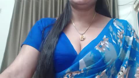 Maisa online show from 02/16/25, 04:21