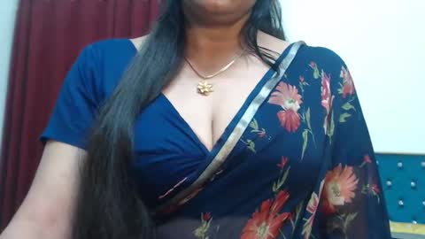 Maisa online show from 09/14/25, 04:39