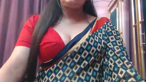 Snapshot of desimaisa130 chatting on 02/01/26, 05:00 Maisa online show from 02/01/26, 05:00