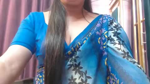 Snapshot of desimaisa130 chatting on 02/06/26, 05:16 Maisa online show from 02/06/26, 05:16