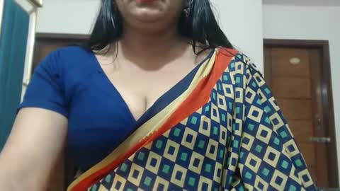 Snapshot of desimaisa130 chatting on 04/30/26, 04:46 Maisa online show from 04/30/26, 04:46