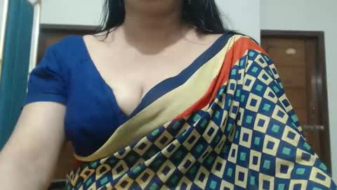 Snapshot of desimaisa130 chatting on 04/30/26, 08:57 Maisa online show from 04/30/26, 08:57