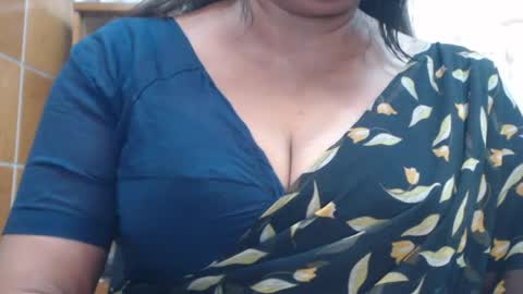 Snapshot of desimaisa130 chatting on 07/02/26, 05:41 Maisa online show from 07/02/26, 05:41