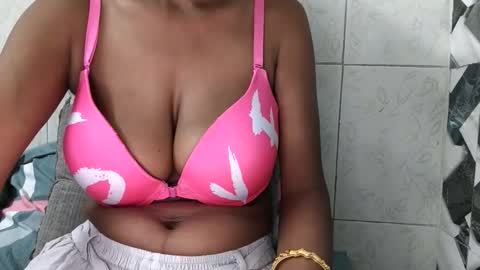 desiprincessaga online show from 10/31/25, 04:02