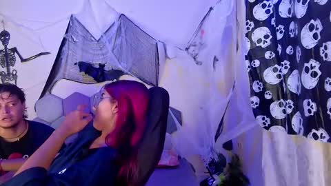 TORI AND MR. BEAR online show from 11/01/25, 05:48