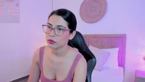 Snapshot of desireee_ chatting on 04/30/26, 12:11 desire online show from 04/30/26, 12:11