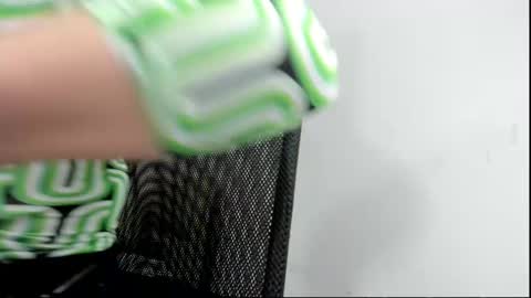 Nicky online show from 02/28/25, 03:04