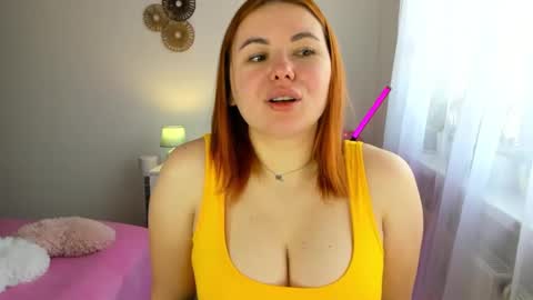 Snapshot of desirelayla chatting on 03/10/25, 10:59 LAYLA online show from 03/10/25, 10:59