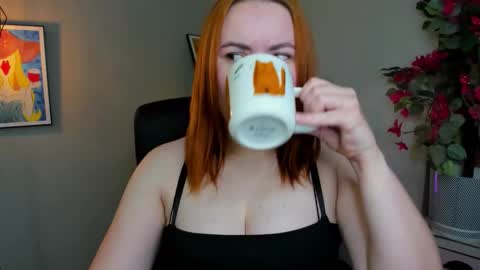 Snapshot of desirelayla chatting on 03/09/26, 07:23 LAYLA online show from 03/09/26, 07:23