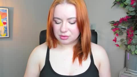 Snapshot of desirelayla chatting on 03/25/26, 10:32 LAYLA online show from 03/25/26, 10:32