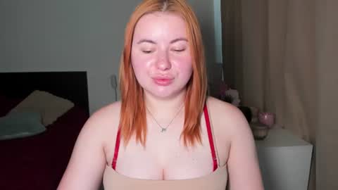 Snapshot of desirelayla chatting on 06/25/26, 06:51 LAYLA online show from 06/25/26, 06:51