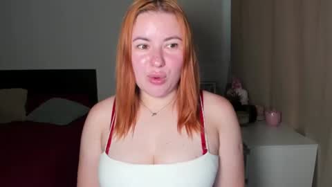 Snapshot of desirelayla chatting on 06/29/26, 06:30 LAYLA online show from 06/29/26, 06:30