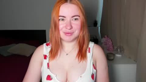 Snapshot of desirelayla chatting on 07/06/26, 06:10 LAYLA online show from 07/06/26, 06:10