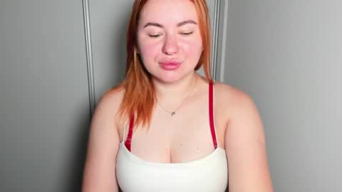 Snapshot of desirelayla chatting on 07/18/26, 06:39 LAYLA online show from 07/18/26, 06:39