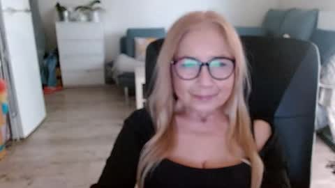 S O F I A online show from 01/02/25, 10:58