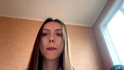 Snapshot of desirewingard chatting on 04/17/26, 02:47 Ksenia online show from 04/17/26, 02:47