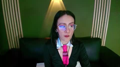 Desiring Angel online show from 11/18/25, 04:50