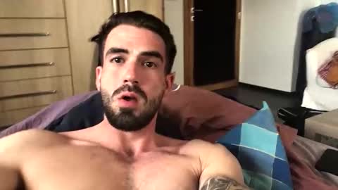 Snapshot of desirtexz chatting on 04/14/26, 12:33 desirtexz online show from 04/14/26, 12:33