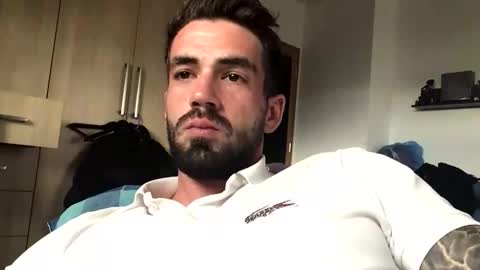 Snapshot of desirtexz chatting on 04/19/26, 02:38 desirtexz online show from 04/19/26, 02:38