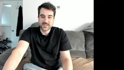 Snapshot of desmond4you chatting on 05/15/26, 06:15 Desmond4You online show from 05/15/26, 06:15