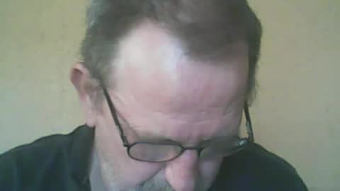 Snapshot of destelp chatting on 06/20/26, 12:19 destelp online show from 06/20/26, 12:19