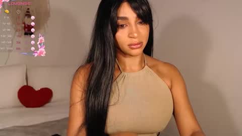 Destinne Mill online show from 12/16/25, 10:53