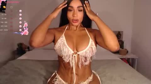 Destinne Mill online show from 12/18/25, 10:43