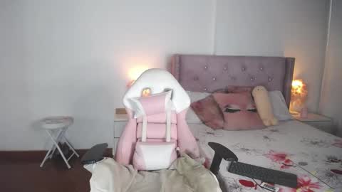 destinysweet21 online show from 03/01/25, 11:28