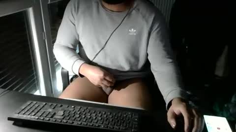 Snapshot of destroyerbbc54 chatting on 11/16/25, 12:55 Destroyerbbc54 online show from 11/16/25, 12:55