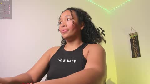 desty_y online show from 11/03/25, 10:38