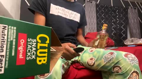 Snapshot of detroitbiguy chatting on 12/02/24, 06:52 Nastytae313 online show from 12/02/24, 06:52