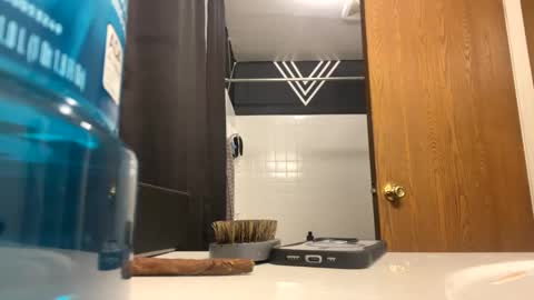 Snapshot of detroitbiguy chatting on 12/09/24, 10:54 Nastytae313 online show from 12/09/24, 10:54